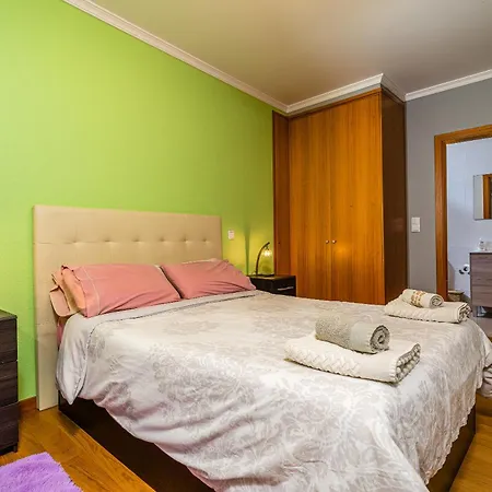 Doors - Ac And Free Parking