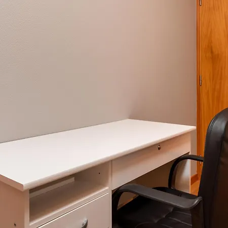 Doors - Ac And Free Parking