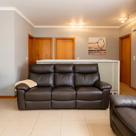 Doors - Ac And Free Parking * Machico (Madeira)