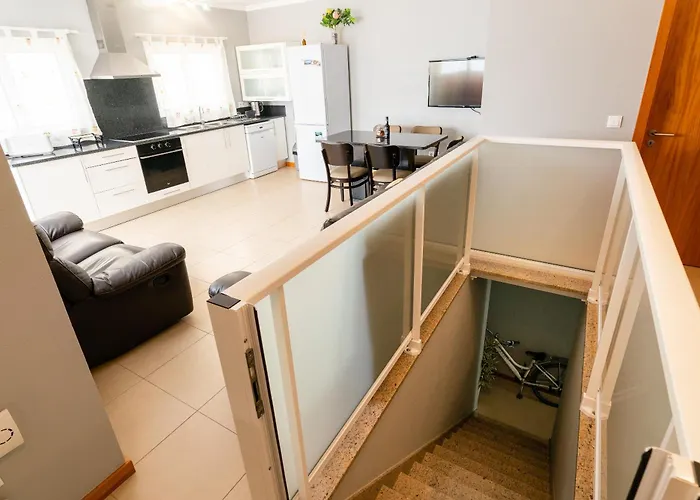 Doors - Ac And Free Parking Apartamento *